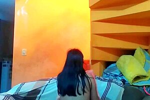 Teen girlfriend fuck boyfriend’s cock in home video Shooting